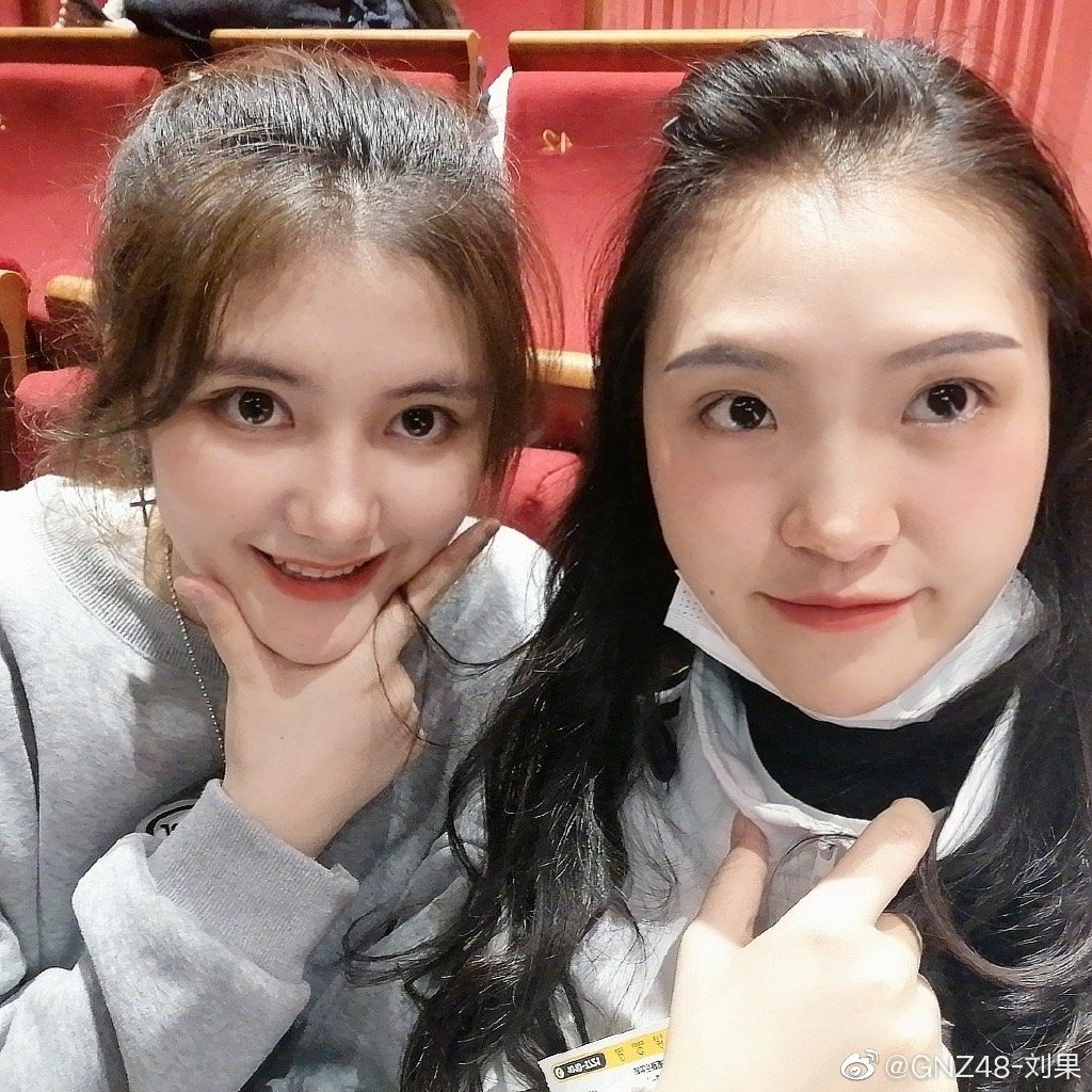 美女艺人gnz48-刘果迷人美照欣赏