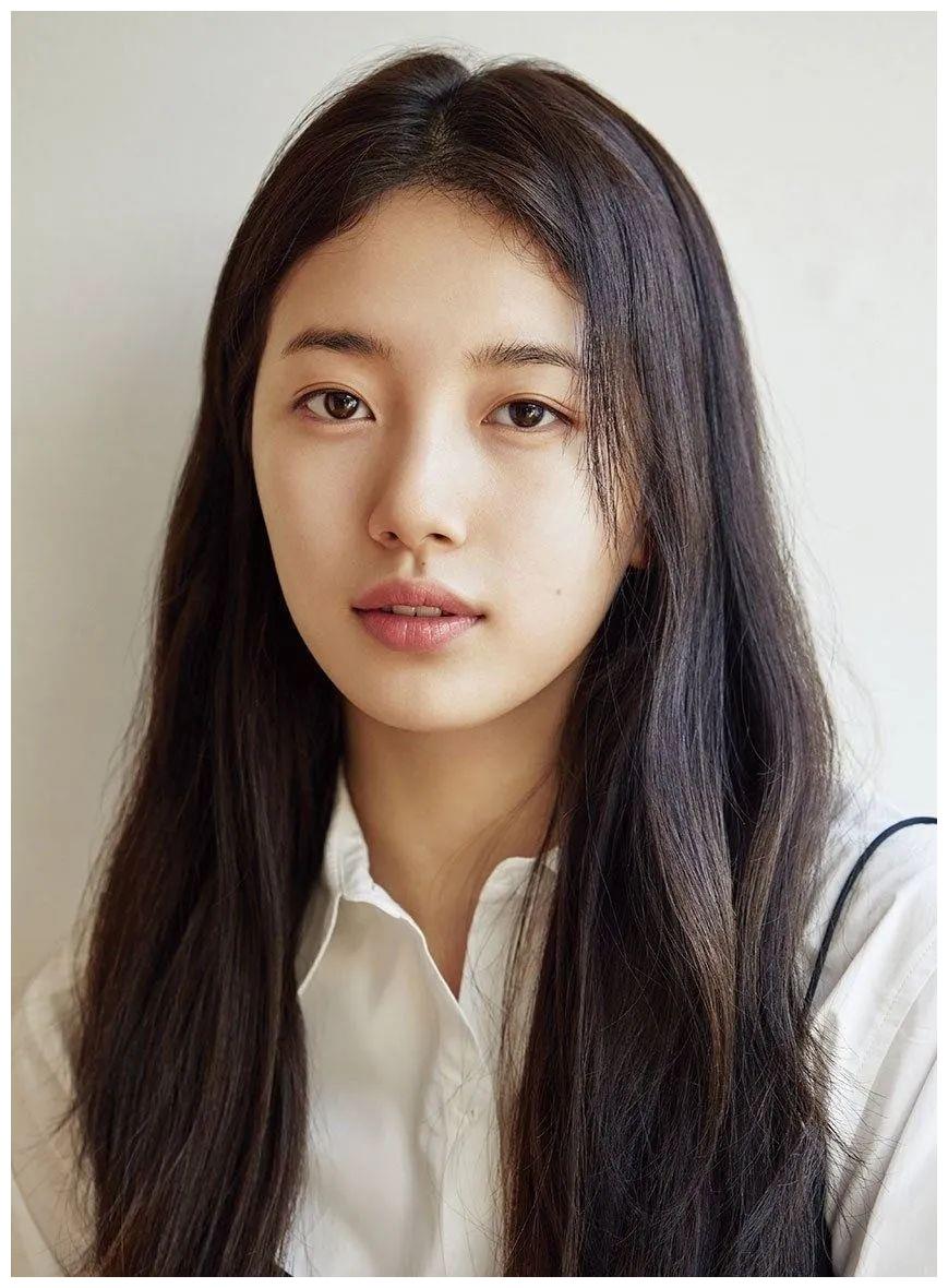 男孩心目中标准的初恋情人秀智清纯可人回眸一笑百媚生