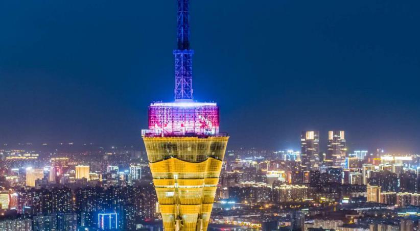 郑州市晚上可以去哪玩夜晚的中原福塔你绝对不能错过令人震撼
