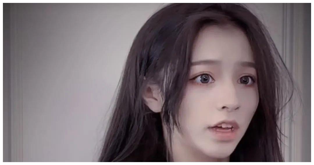 刘思瑶罕见素颜照曝光蓬头垢面气色太差网友脸更方了