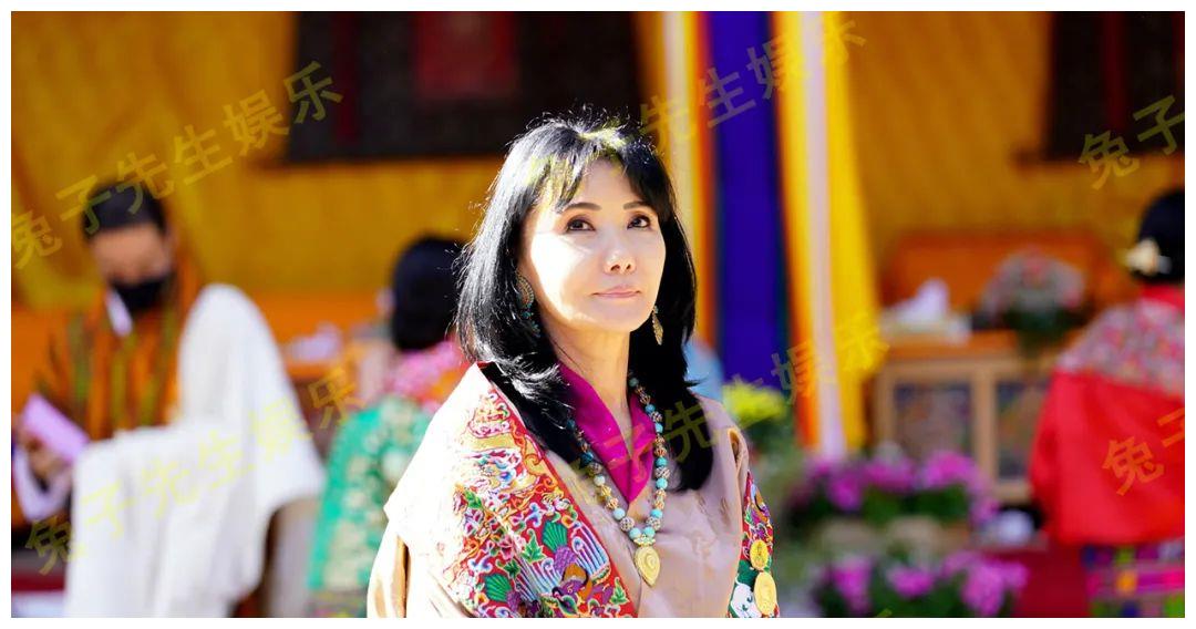 30岁不丹王后这下慌了,国庆活动被国王轻视,连个副c位都没占到__财经