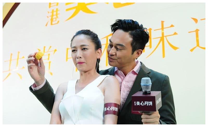 陈乔恩陈正飞出游照引热议,被网友批评:有男友还和男性友人勾手