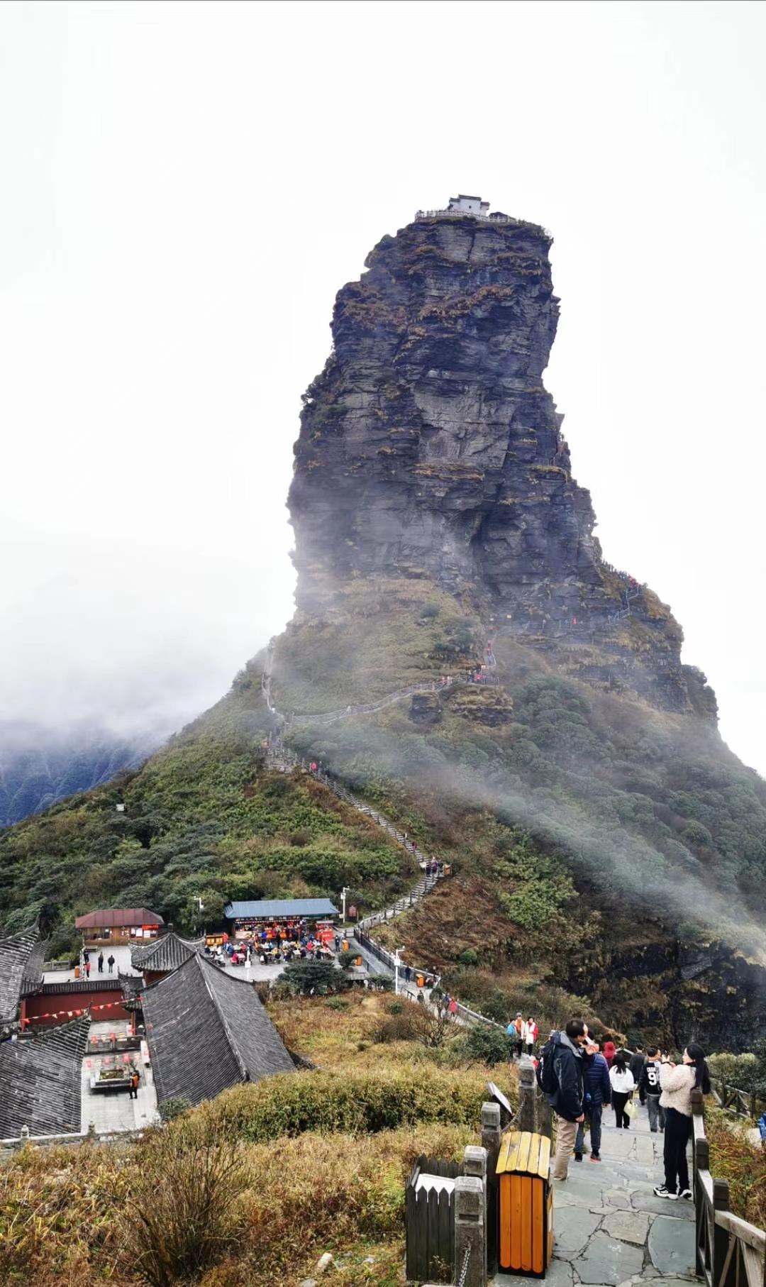 天空之城,梵净山,是中国佛教五大名山之一,是中国弥勒菩萨道场__财经