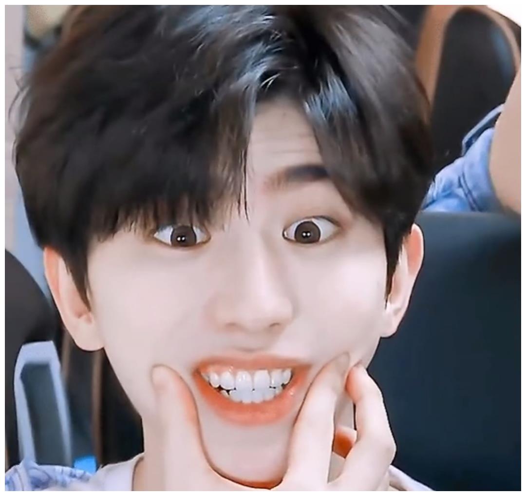 蔡徐坤|欣欣|鹿晗_新浪新闻