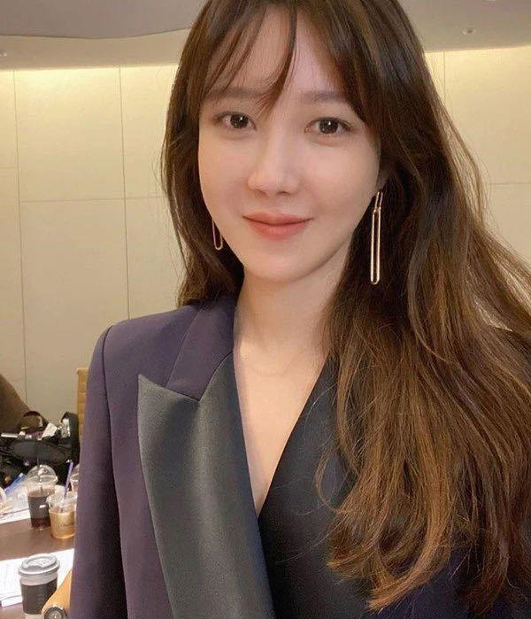 她曾是郑雨盛女友与当红男星隐婚14年后却以离婚收场令人唏嘘