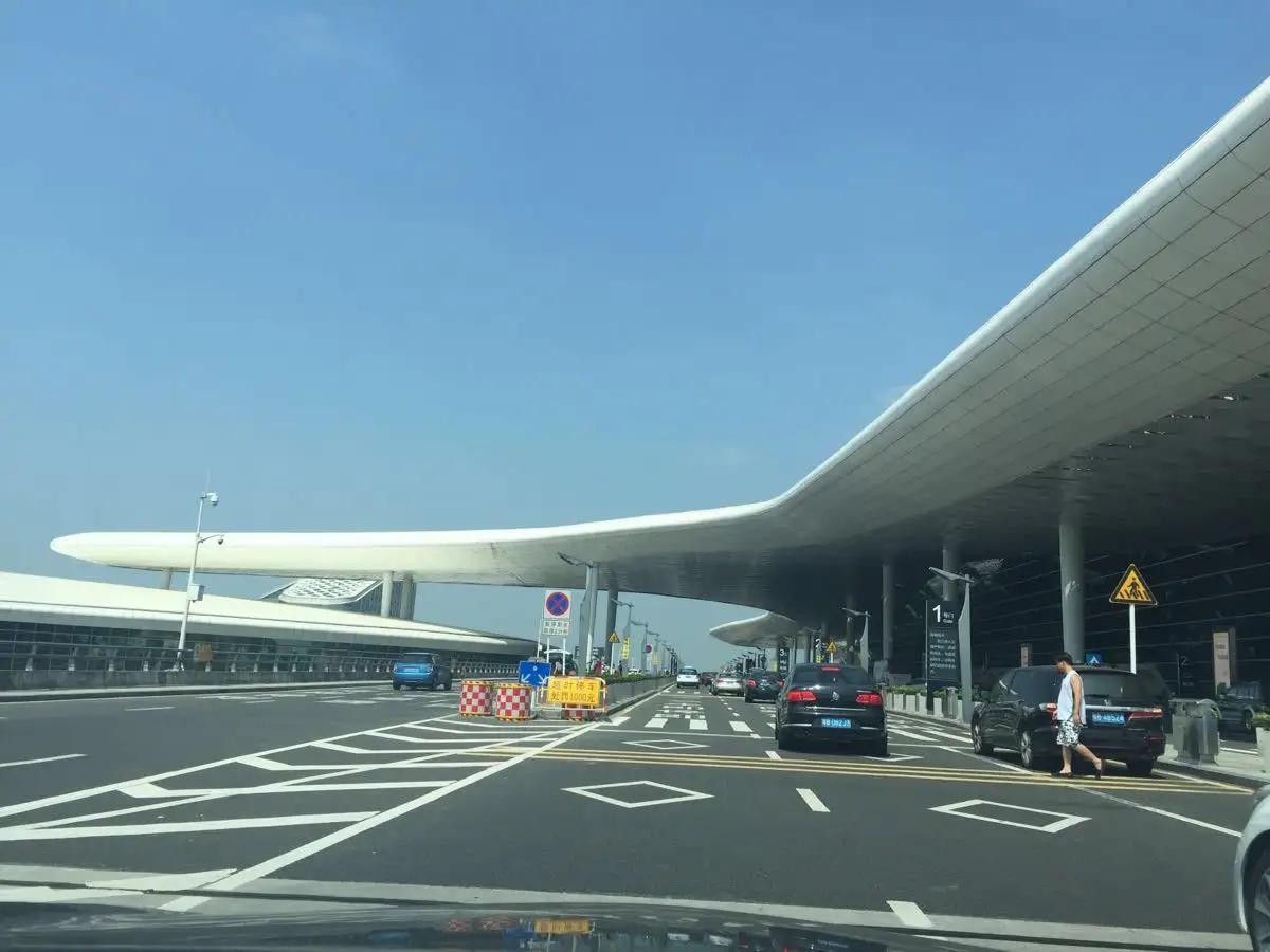 深圳机场停车费多少钱一天宝安机场附近停车费较低的停车场