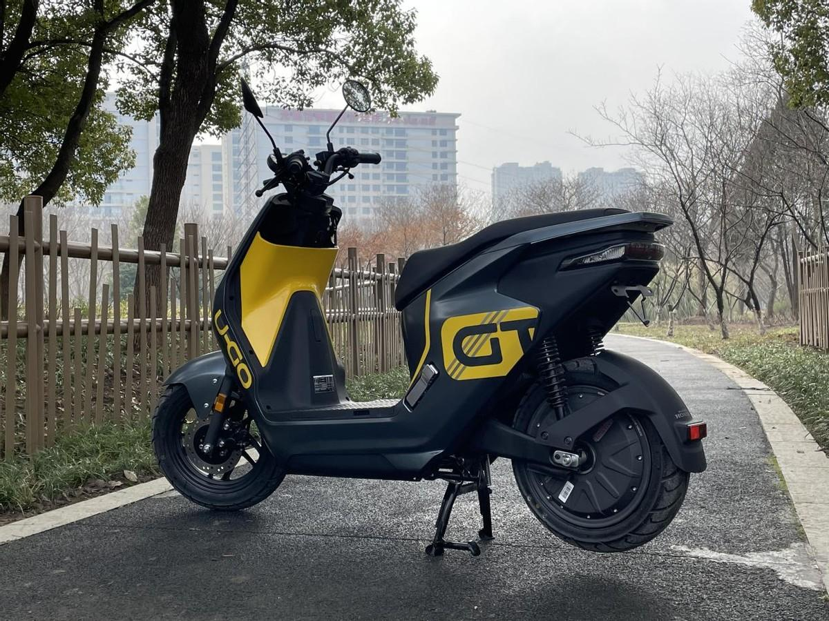 最新十大品牌电动车排名智能和硬件各有千秋跟着买就对了