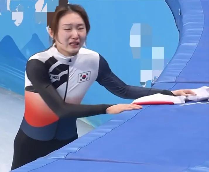 短道赛场，中国队被判进决赛，<a href=