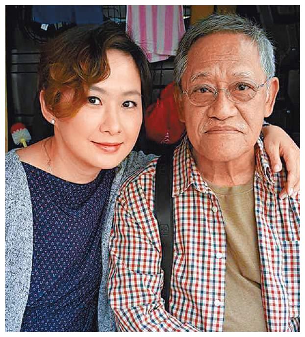 他的父亲在当年也是响当当的大人物,一共娶了四个老婆,吴耀汉是二房的