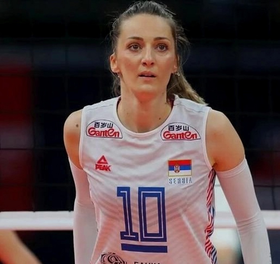 喜欢打二次球的二传：国内有丁霞刁琳宇，国外有奥罗奥捷年诺维奇