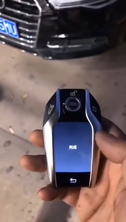 奥迪液晶钥匙装车