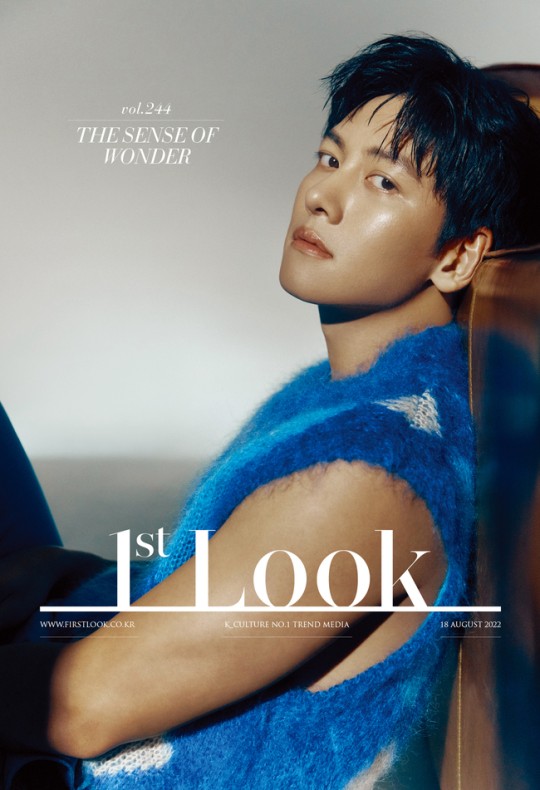 韩国艺人池昌旭最新杂志写真曝光