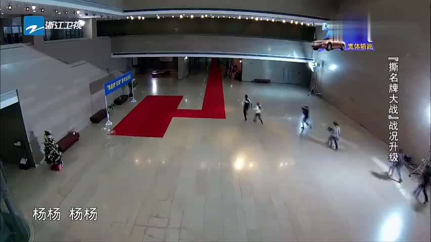 明明是愤怒翻译官卢瑟 为