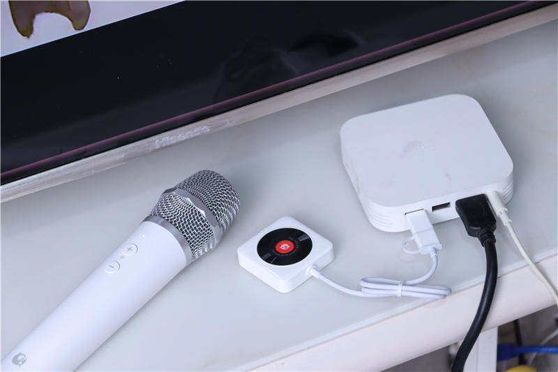 来实现,我的电视虽不是老旧款,但是经常是看小米盒子里面的视频资源的