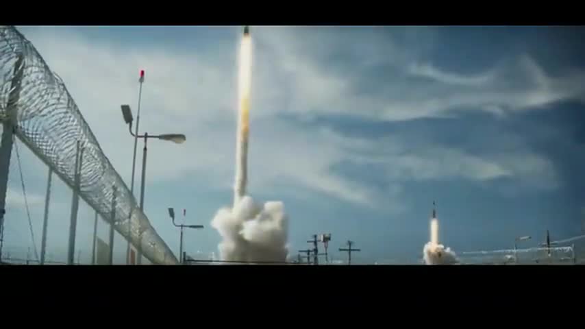 一部好莱坞末日灾难电影,导弹齐发惊天动地灰飞烟灭,震撼