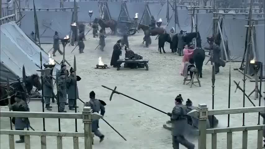 楚汉传奇:秦军按兵不动,魏豹也安坐着,知晓秦兵针对项羽