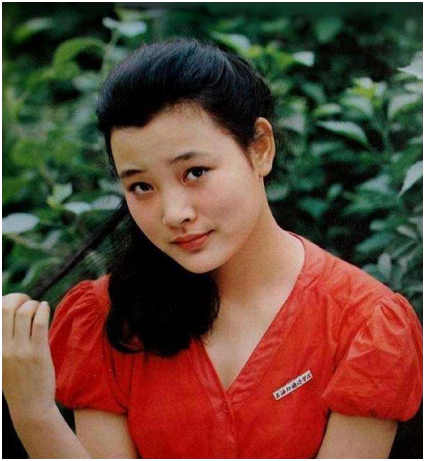 1985年陈冲5个字毁了春晚央视道歉导演直言不想活