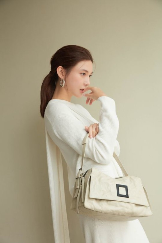 韩国女艺人车艺莲最新代言宣传照曝光