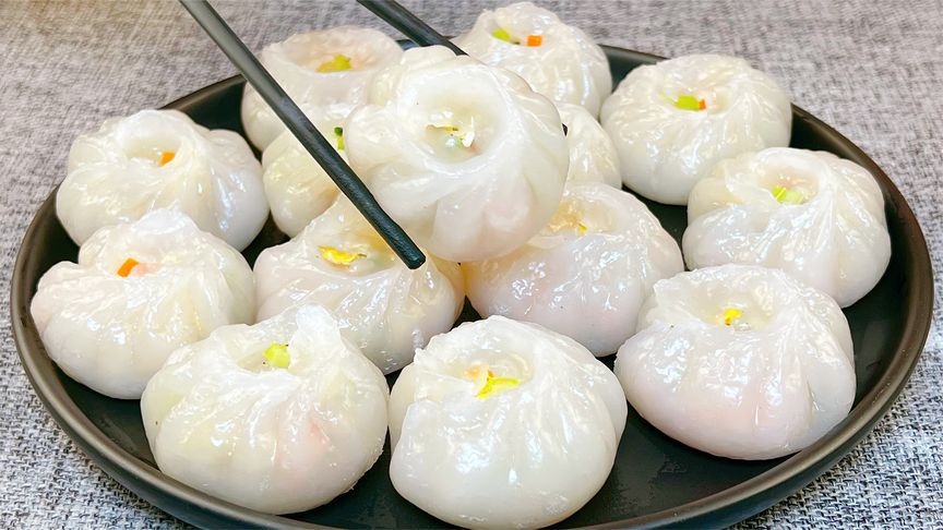 1碗淀粉1碗开水教你晶莹剔透的水晶包皮包馅大过年吃真香