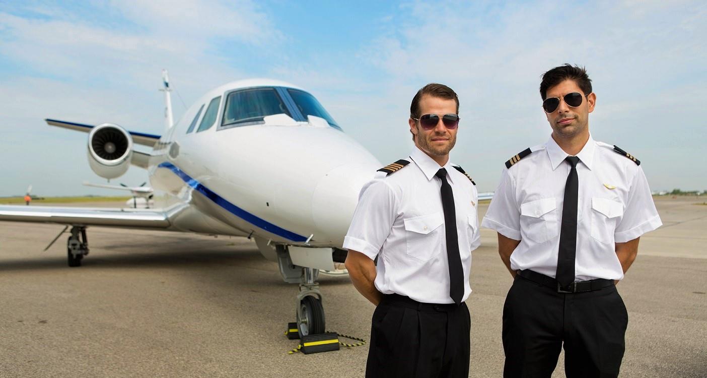 跑道外就是悬崖:尼泊尔卢卡拉机场,对飞行员的挑战,是怎样的?