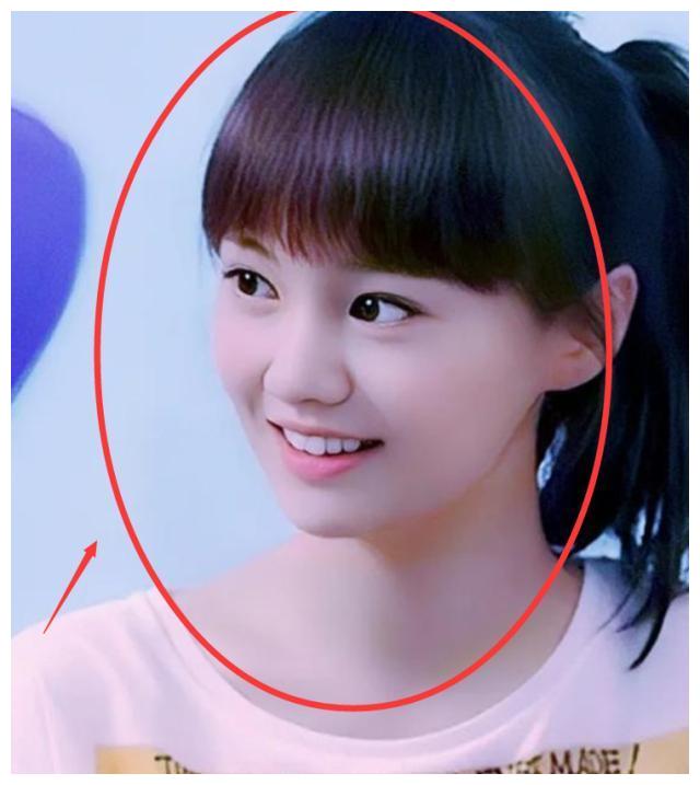 10年前的郑爽有多青涩?当离开10级美颜后,粉丝真捡到宝了