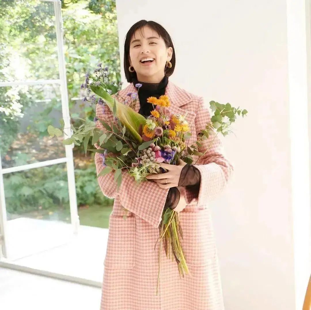 这对日本爱豆毁三观,弟弟与人妻跨国约会被抓,姐姐更是令人发指|白滨