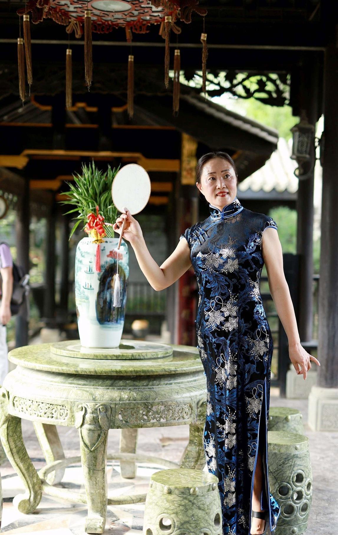 最美贵妇团旗袍写真