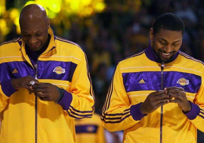 42岁的阿泰斯特还有机会回归湖人队?小托马斯刚刚合同到期离队休闲区蓝鸢梦想 - Www.slyday.coM 42岁的阿泰斯特还有机会回归湖人队?小托马斯刚刚合同到期离队休闲区蓝鸢梦想 - Www.slyday.coM