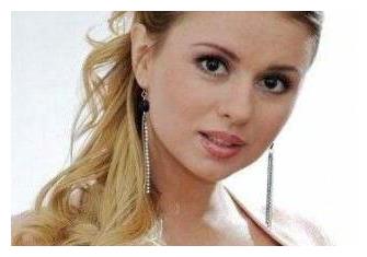 这一名体操运动员名字叫做米塞诺维奇,或许很多的人对这一名字都没有