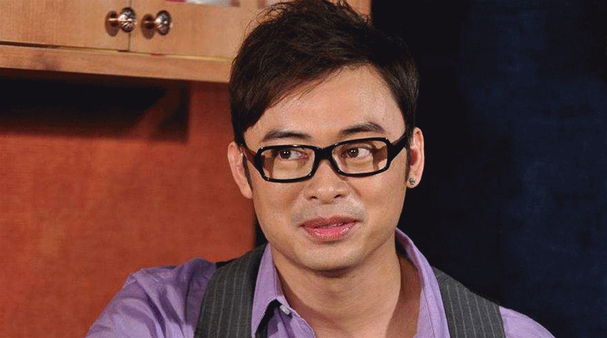 后的虚竹,如今戴上眼镜,简直帅到高攀不起|虚竹|樊少皇|眼镜_新浪新闻