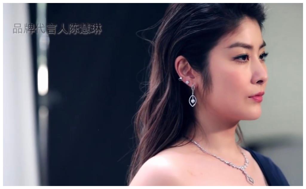 美女歌星陈慧琳的图集