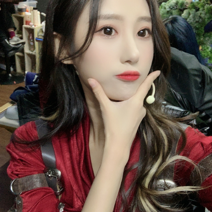 美女艺人snh48-金莹玥自拍美照欣赏_高清图集_新浪网