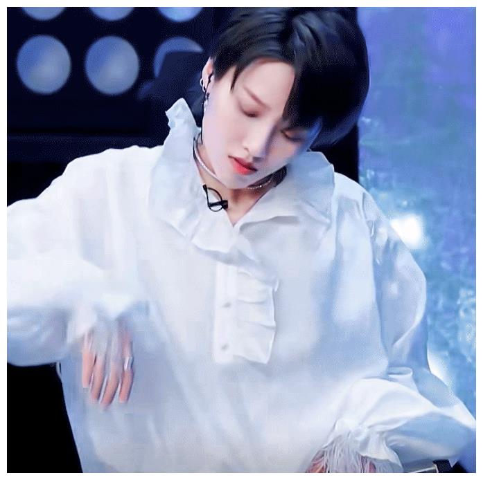 青你2:刘雨昕称出道时没人追,看到她早期旧照,这谁敢追啊