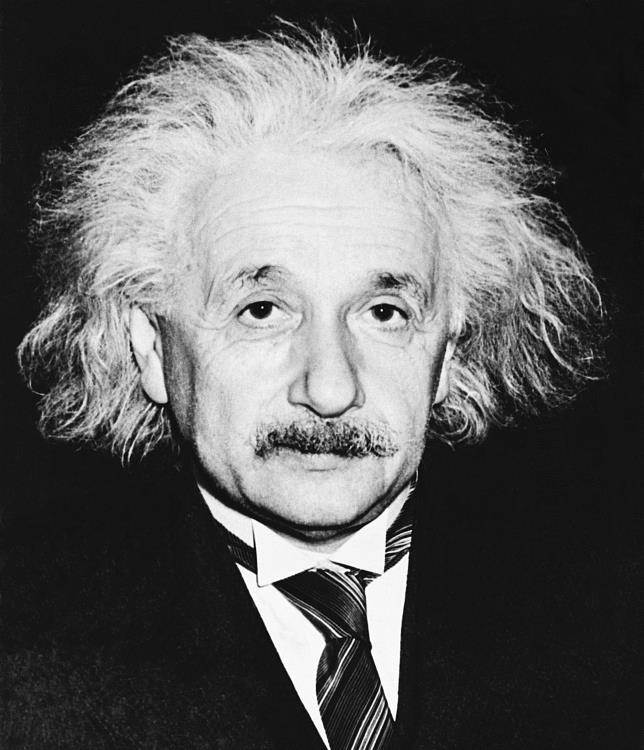 洛伦兹推导出了洛伦兹变换为什么却没发展出相对论