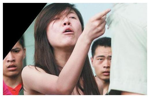 "被打"过明星,杨幂被扇巴掌,张艺谋腿被打折,她被打却叫好?__财经头条