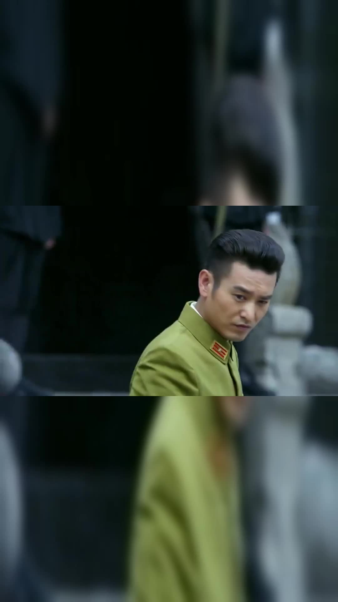 飞哥战队习文梁飞被人追杀飞哥战队前来接应枪声刺耳