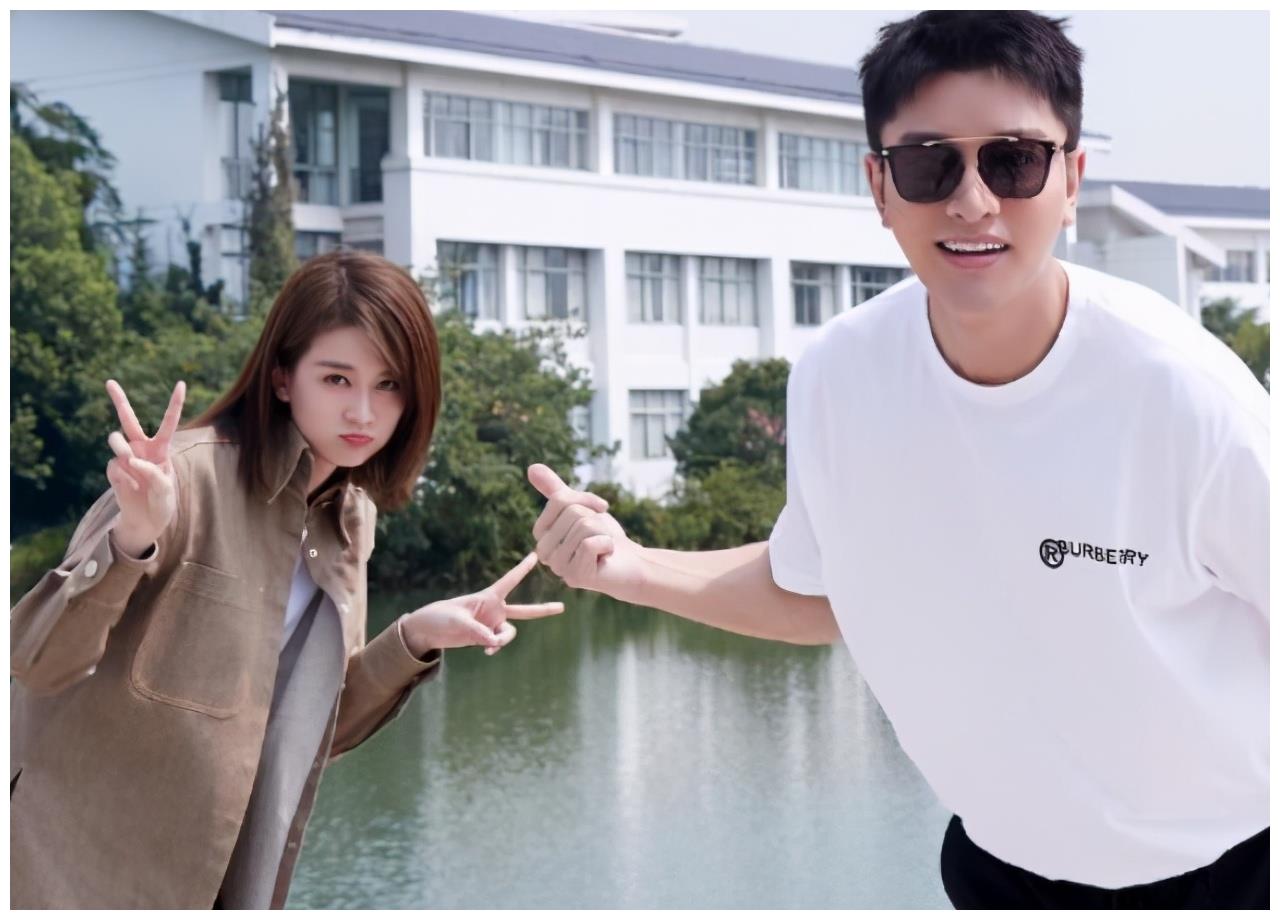 离开杨天真后乔欣转投贾乃亮麾下被指区别对待太明显