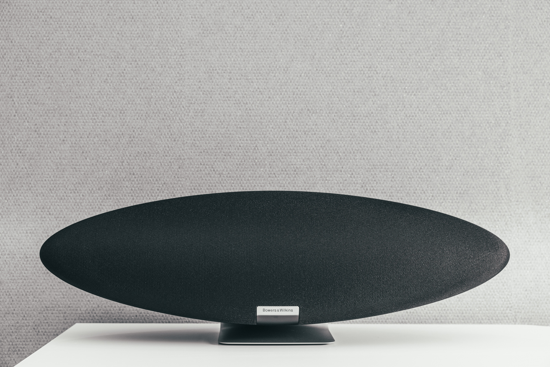 如雷贯耳的传奇宝华韦健新一代zeppelin飞艇无线音箱体验