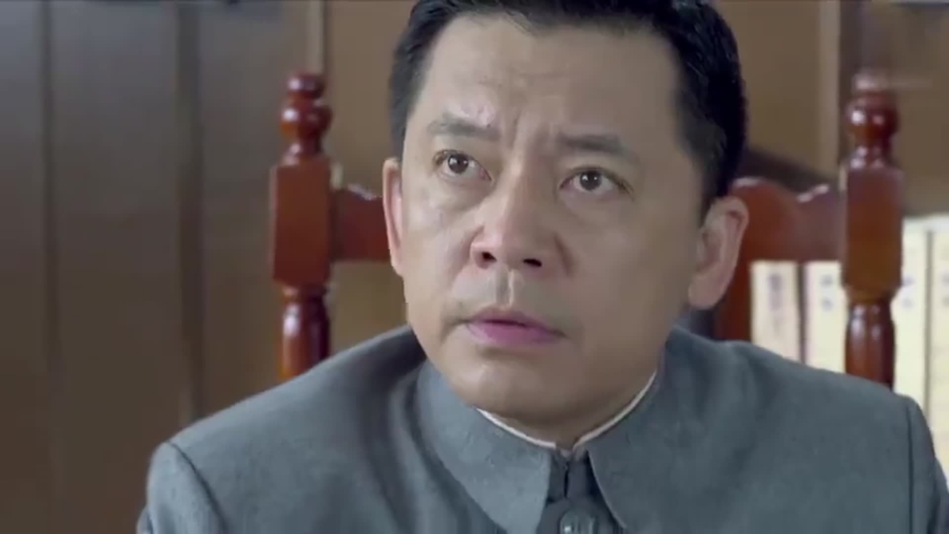 政委得到消息精神抖擞 为您推荐: 白鹿原:毕政委怀疑有