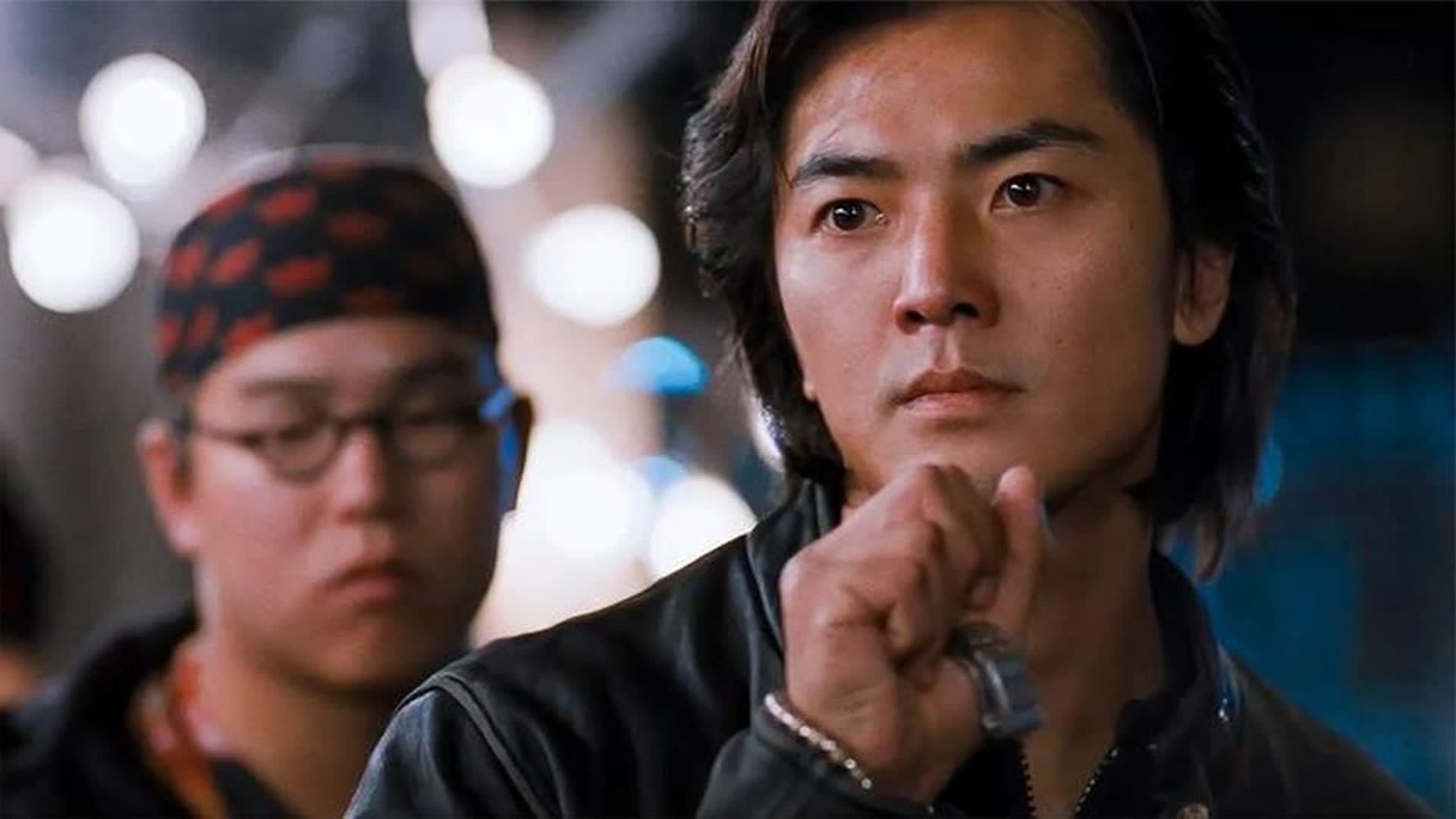 郑伊健&陈小春经典歌曲《热血燃烧》，旋律响起，勾起多少回忆