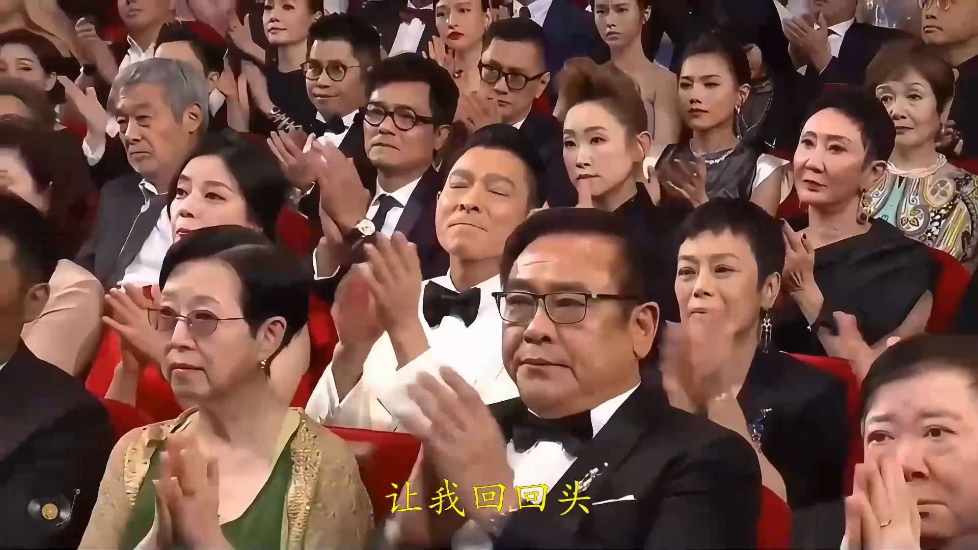 《少年壮志不言愁》致敬英雄！金色盾牌，热血铸就忠诚担当