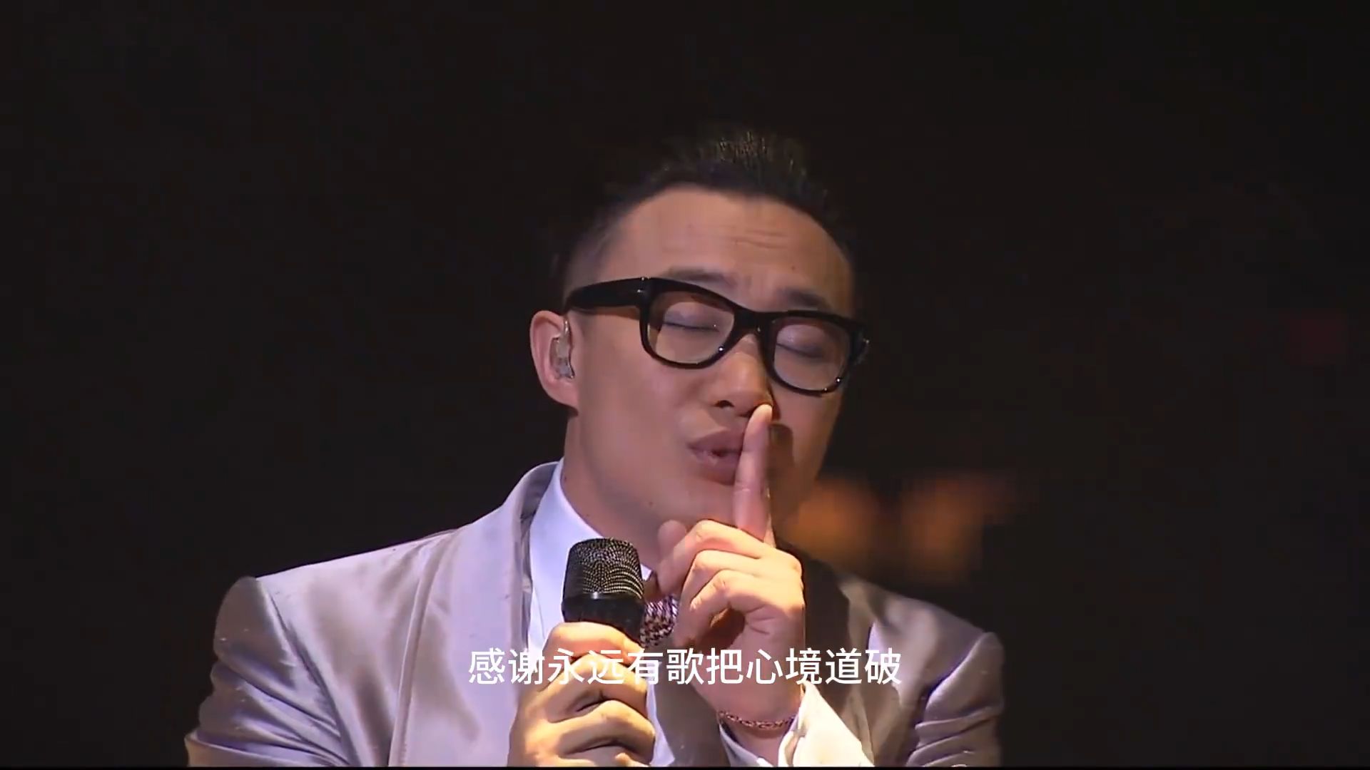 盘点港乐中那些饱含人生哲理的歌，感谢永远有歌把心境道破