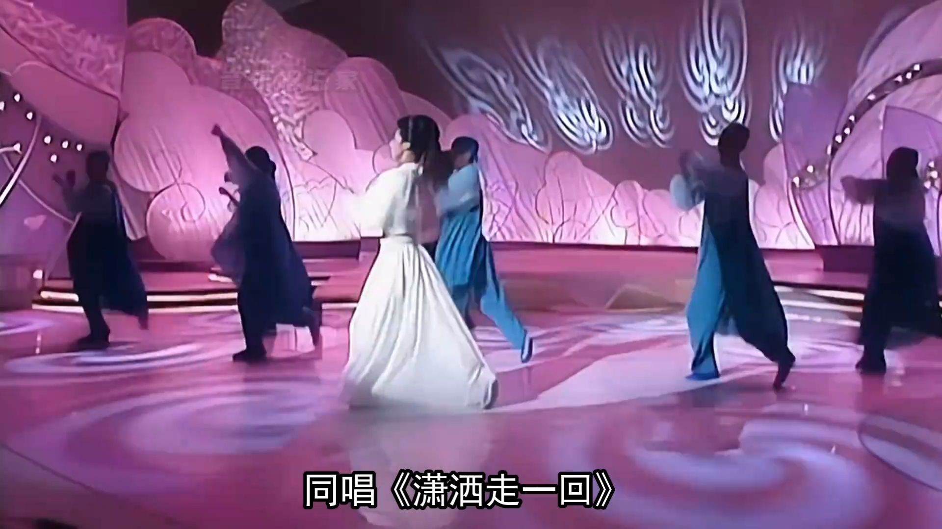 当叶倩文、韦唯、汪小敏同唱一首歌曲时，韦唯霸气翻唱不输叶倩文