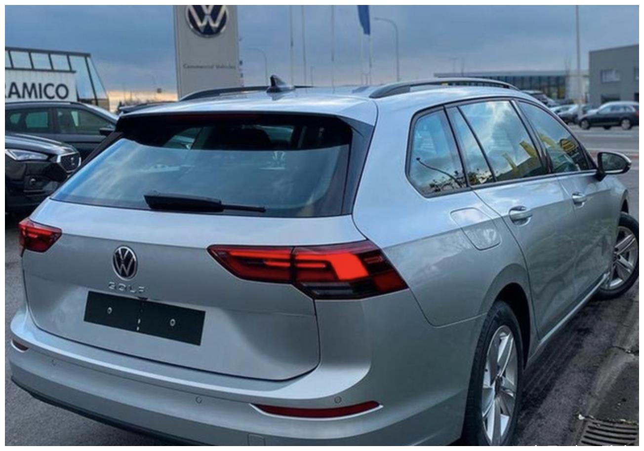 搭载1.4t涡轮增压发动机 全新高尔夫旅行曝光