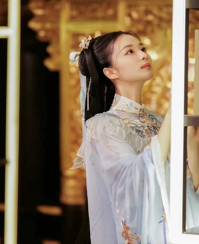 王楚然古装造型美若天仙