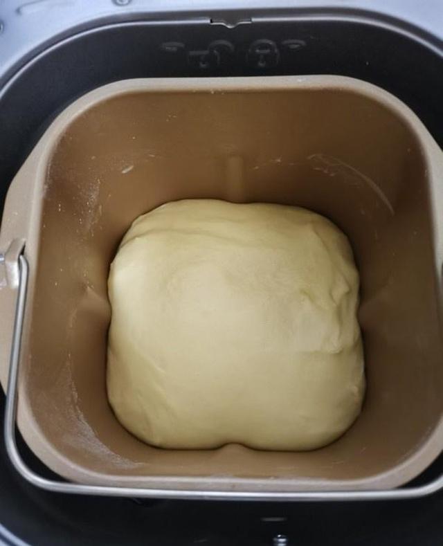 教你用电饭锅做面包,一样的柔软香甜,2分钟就能学会