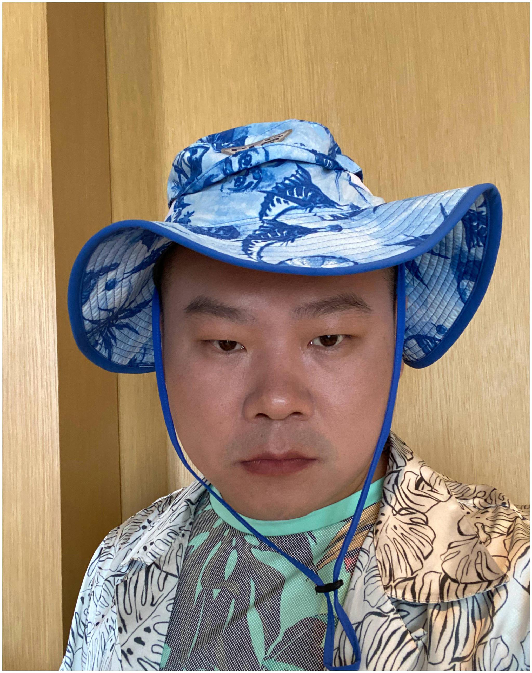 岳云鹏说选帽子很难网友直呼太搞笑