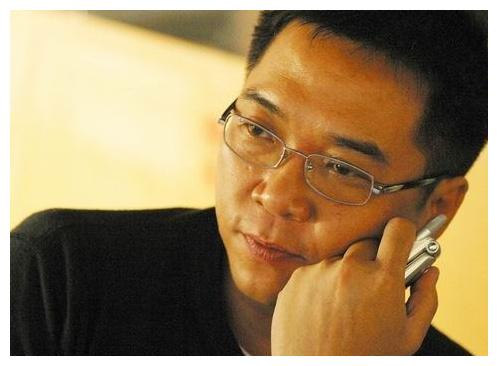 喜好男色的金融大佬石雪以及他背后的8个当红小生