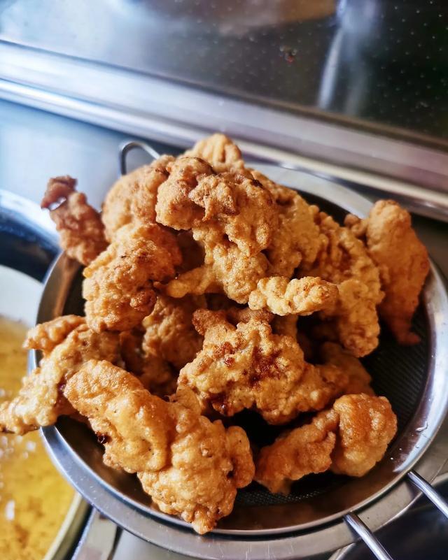 重庆火锅里的酥肉怎么做能鲜香脆