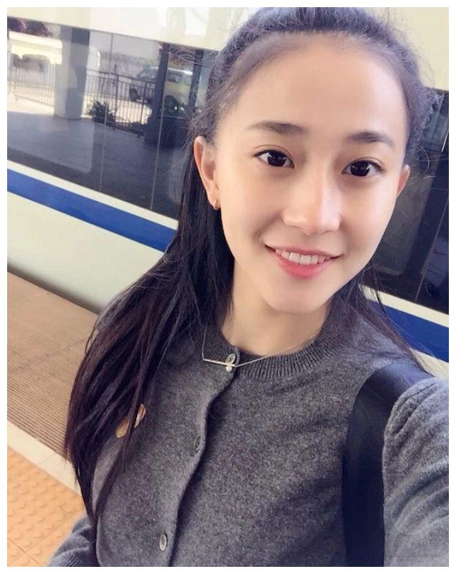 最美艺术体操运动员张豆豆:挺起的胸让网友觉得很不可思议